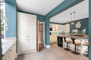 Photo 22- click for photo gallery